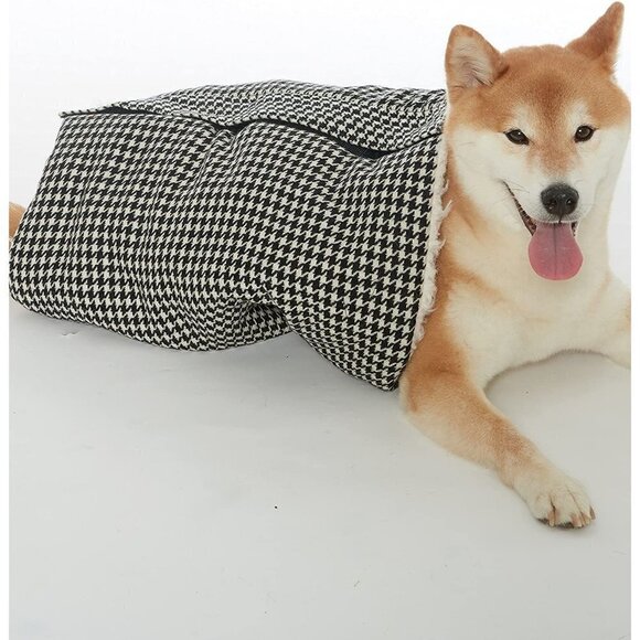 McCalls Sewing Pattern 7613 Pet Beds Blankets - Picture 4 of 5